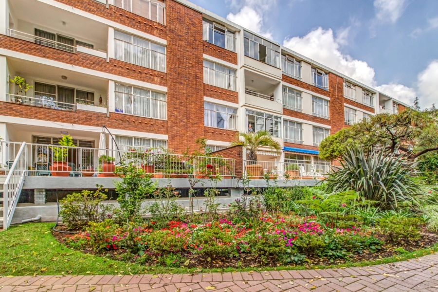 To Let 2 Bedroom Property for Rent in Illovo Gauteng