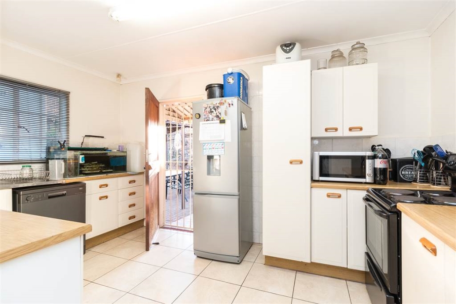 4 Bedroom Property for Sale in Brooklyn Gauteng