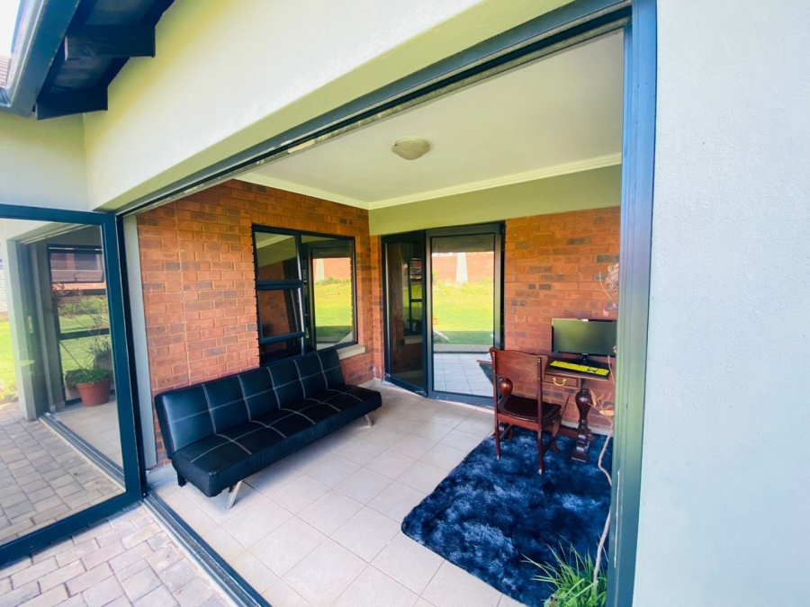 3 Bedroom Property for Sale in Amberfield Gauteng