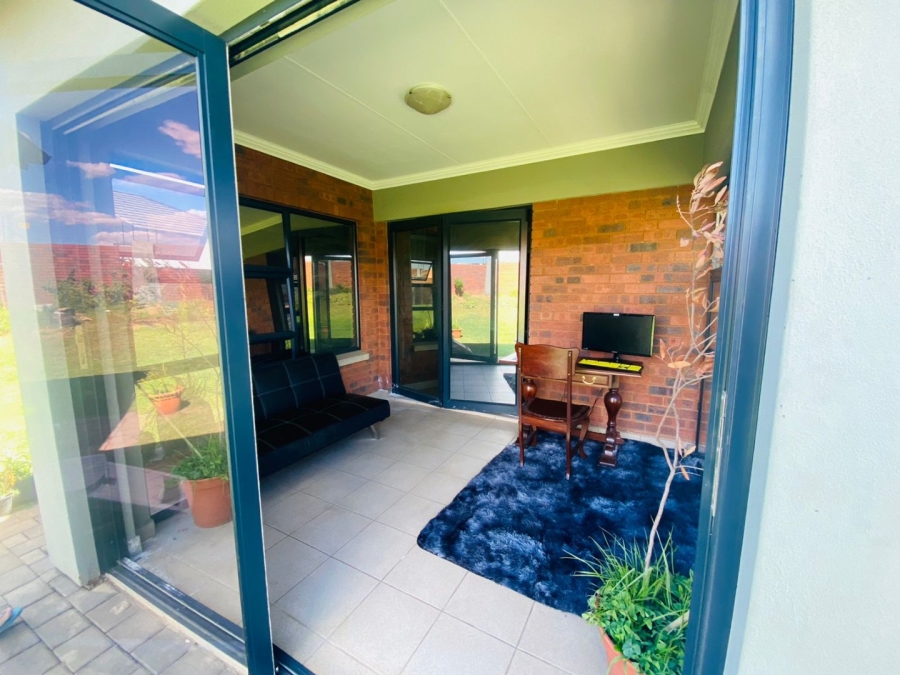 3 Bedroom Property for Sale in Amberfield Gauteng