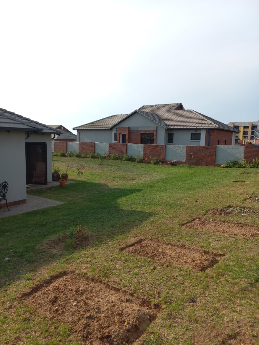 3 Bedroom Property for Sale in Amberfield Gauteng