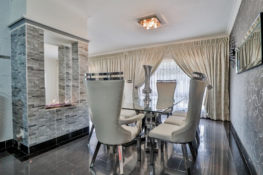 4 Bedroom Property for Sale in Birchleigh Gauteng