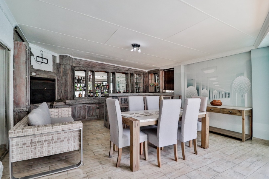 4 Bedroom Property for Sale in Birchleigh Gauteng