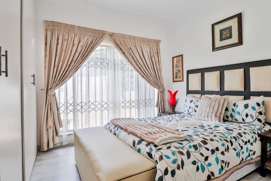 4 Bedroom Property for Sale in Birchleigh Gauteng