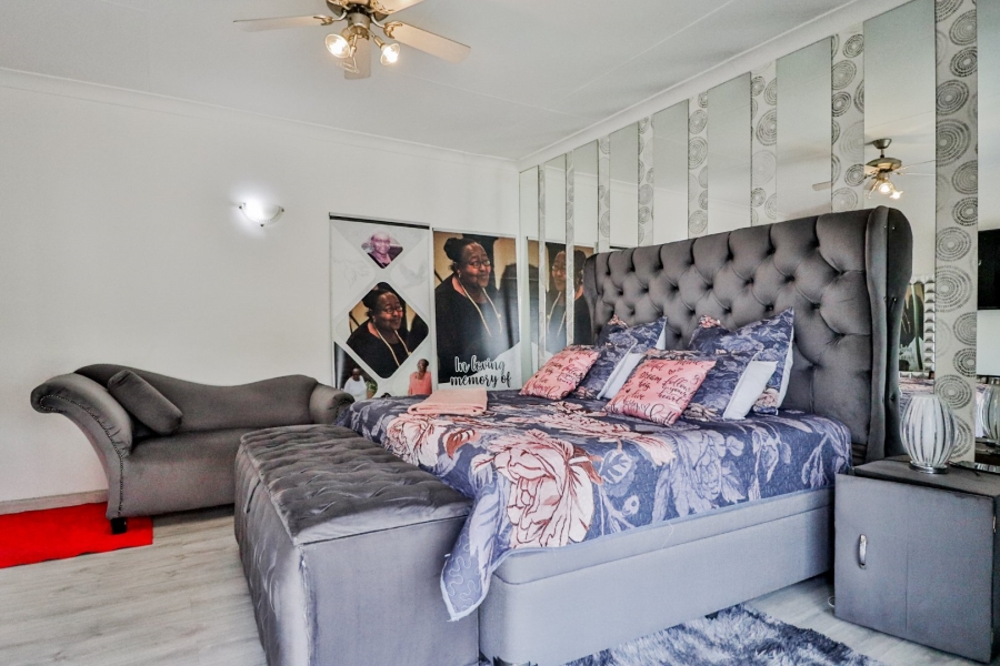 4 Bedroom Property for Sale in Birchleigh Gauteng