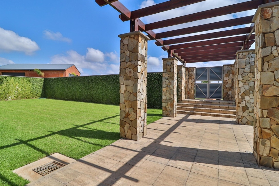 Commercial Property for Sale in Grootfontein Ah Gauteng