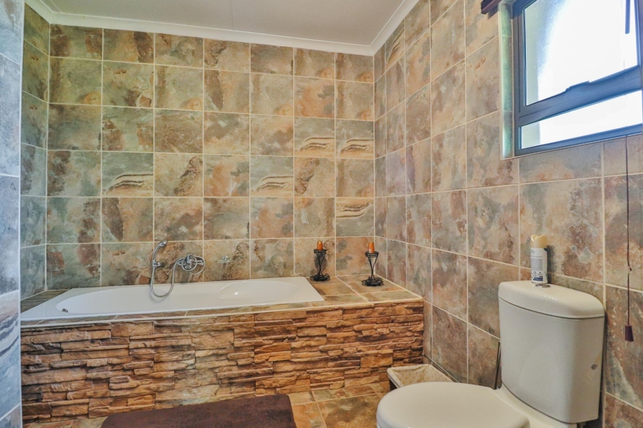 Commercial Property for Sale in Dinokeng Game Reserve Gauteng