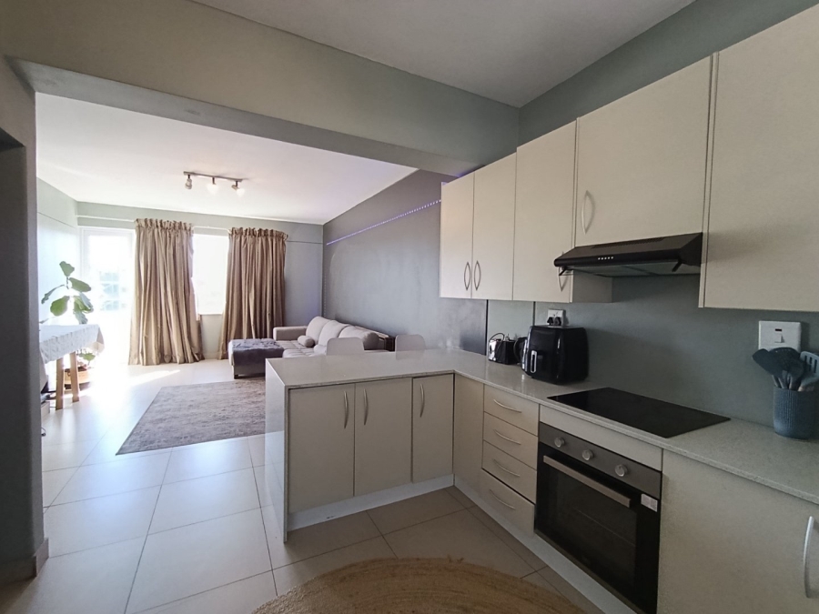 To Let 1 Bedroom Property for Rent in Illovo Gauteng