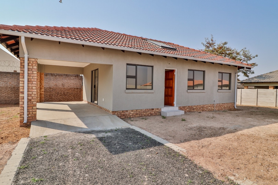 3 Bedroom Property for Sale in Azaadville Gardens Gauteng