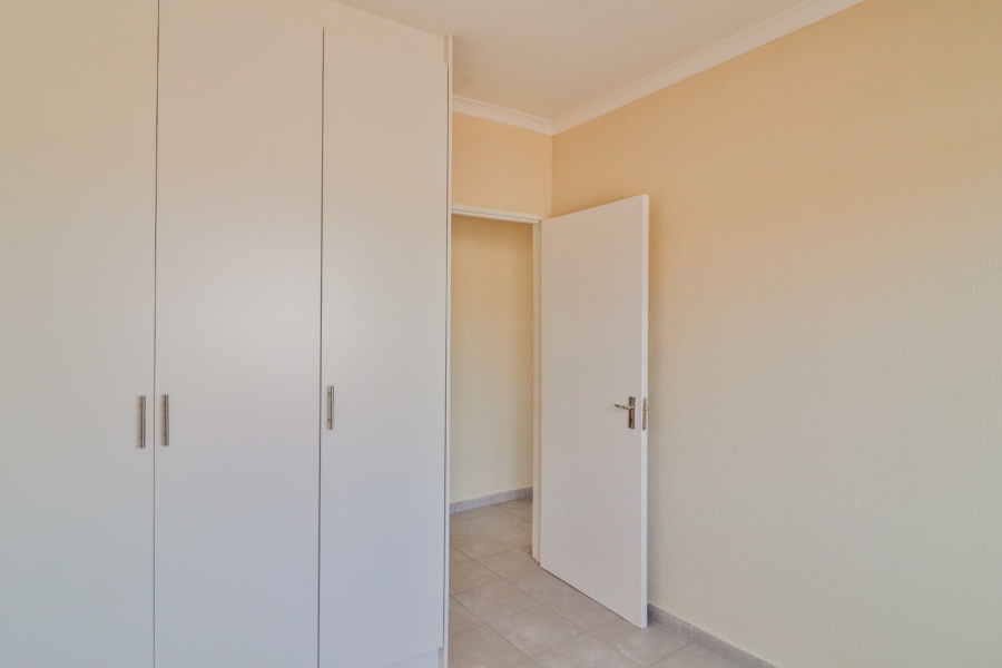 3 Bedroom Property for Sale in Azaadville Gardens Gauteng