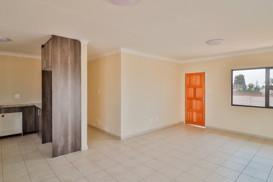 3 Bedroom Property for Sale in Azaadville Gardens Gauteng