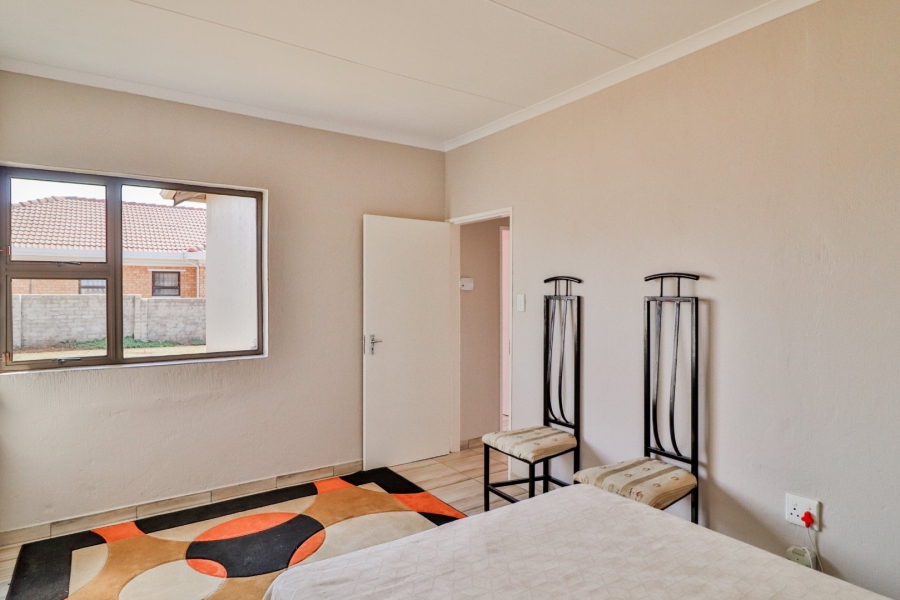 3 Bedroom Property for Sale in Azaadville Gardens Gauteng