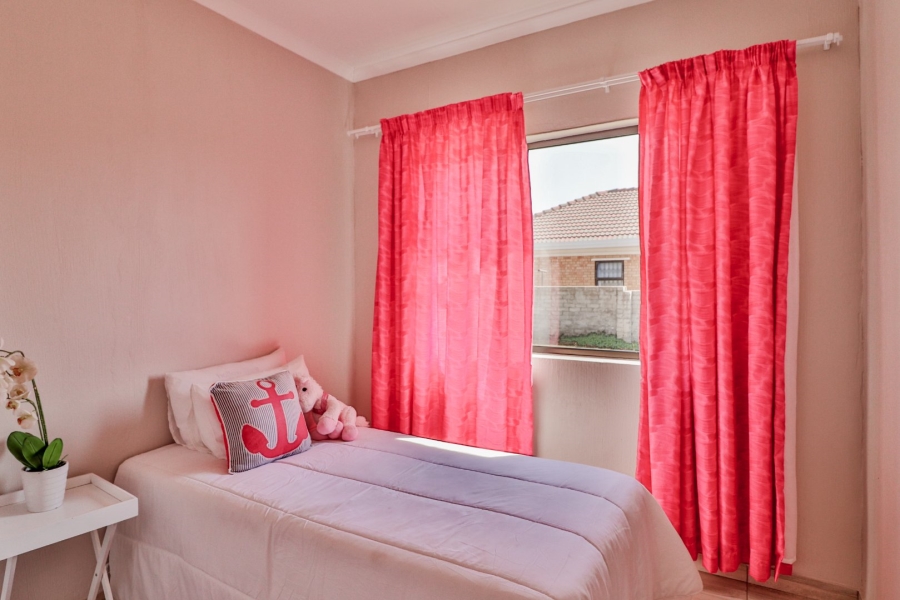 3 Bedroom Property for Sale in Azaadville Gardens Gauteng