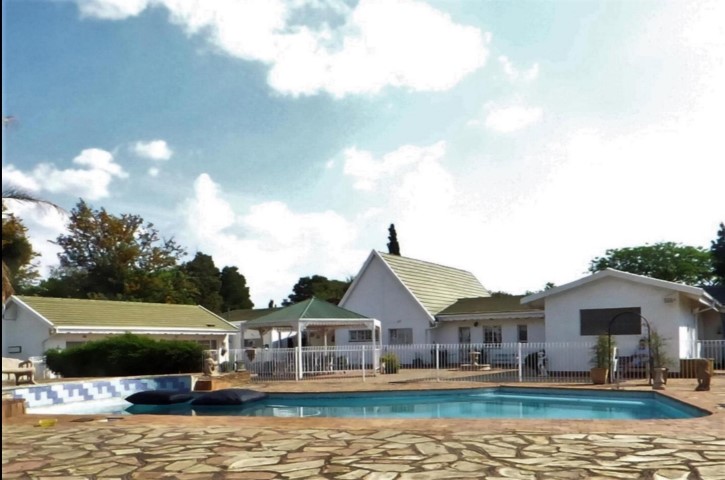 Commercial Property for Sale in Fairlead Gauteng