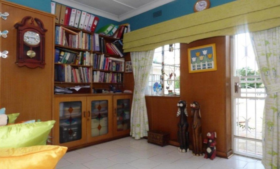 Commercial Property for Sale in Fairlead Gauteng