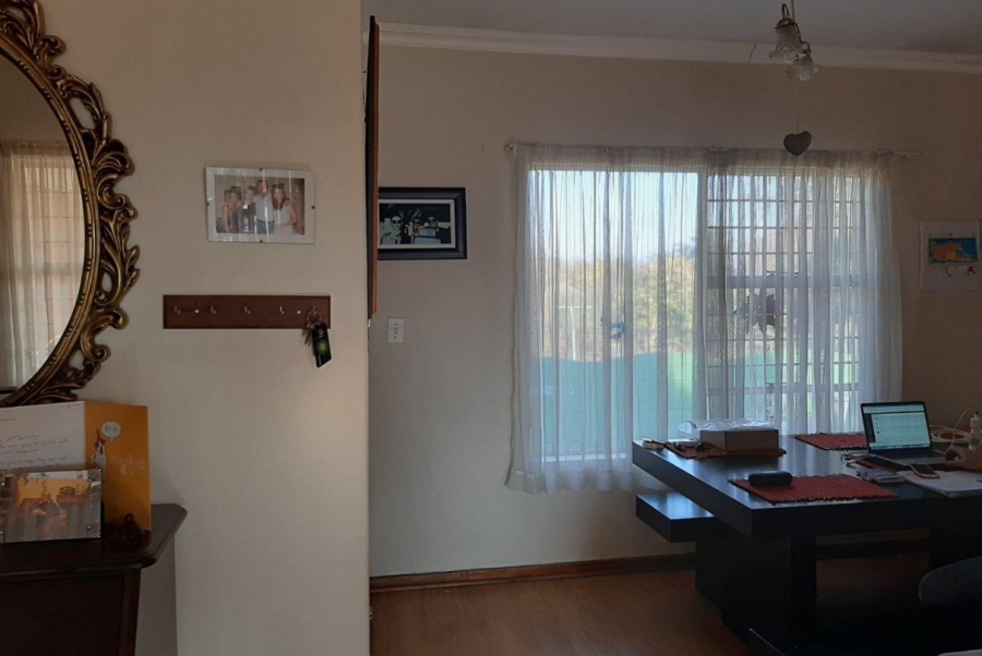 Commercial Property for Sale in Fairlead Gauteng