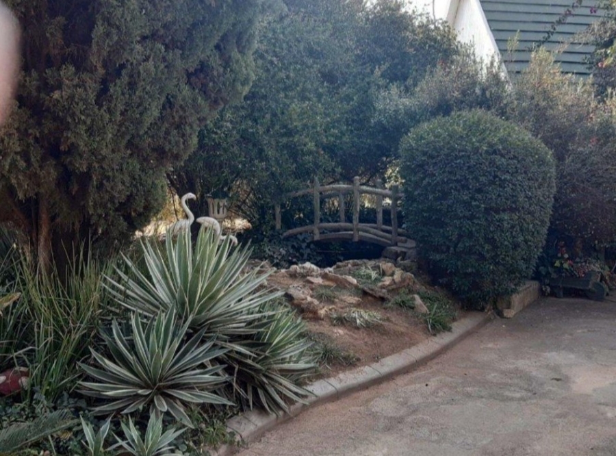 Commercial Property for Sale in Fairlead Gauteng