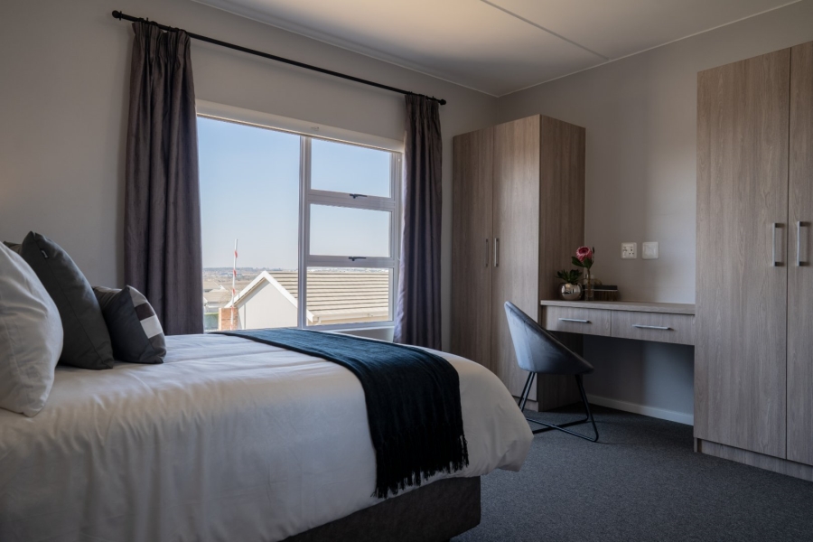 2 Bedroom Property for Sale in Blue Hills Gauteng
