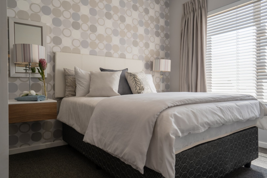2 Bedroom Property for Sale in Blue Hills Gauteng