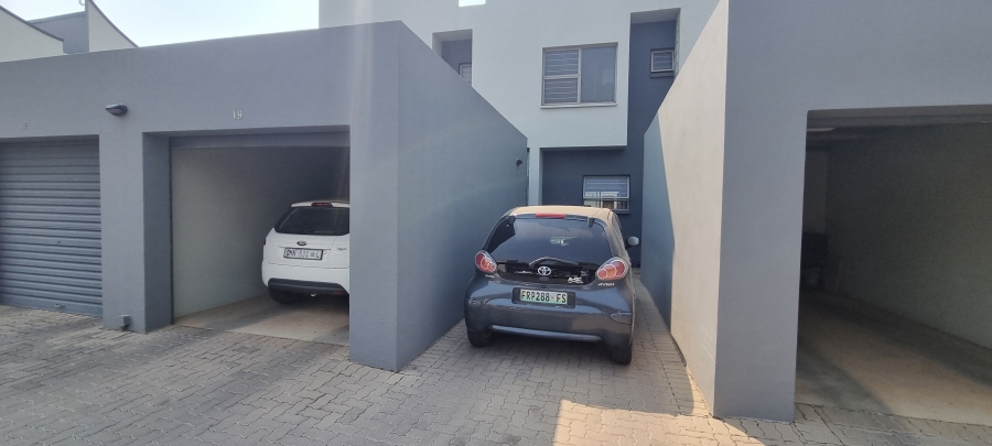2 Bedroom Property for Sale in Arcadia Gauteng
