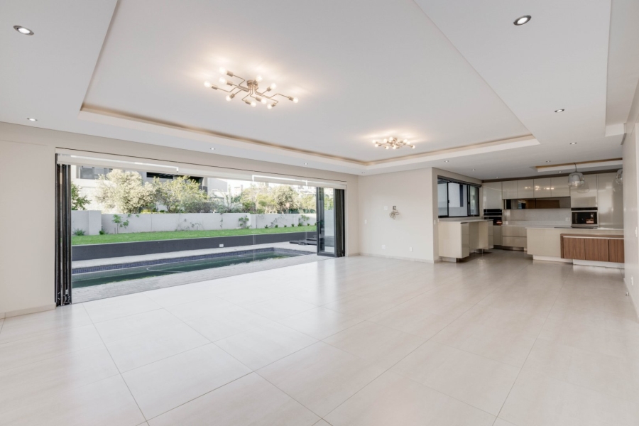 5 Bedroom Property for Sale in Steyn City Gauteng