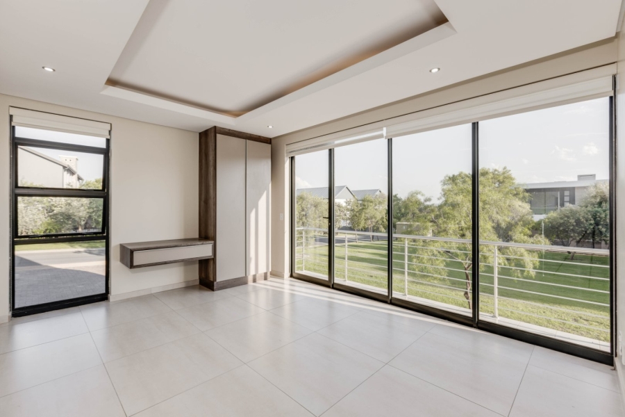 5 Bedroom Property for Sale in Steyn City Gauteng