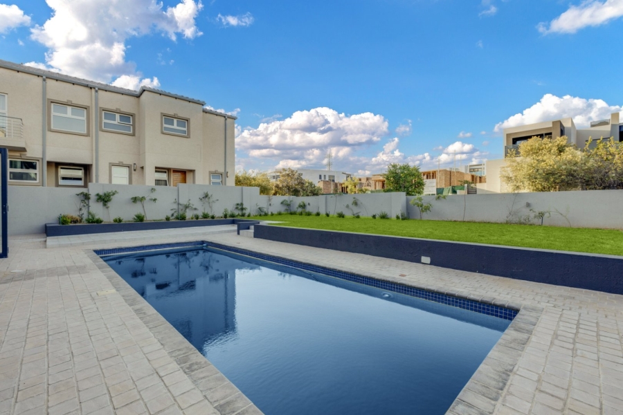 5 Bedroom Property for Sale in Steyn City Gauteng