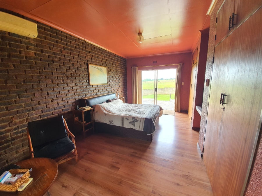 5 Bedroom Property for Sale in Rietspruit AH Gauteng