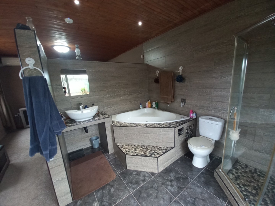 5 Bedroom Property for Sale in Rietspruit AH Gauteng