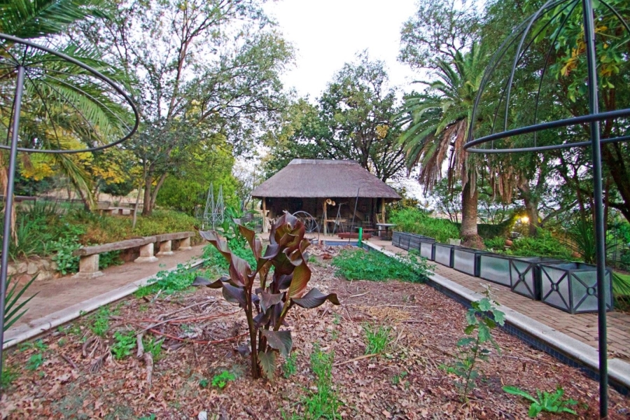 6 Bedroom Property for Sale in Lanseria Gauteng