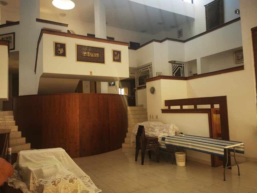 5 Bedroom Property for Sale in Laudium Gauteng