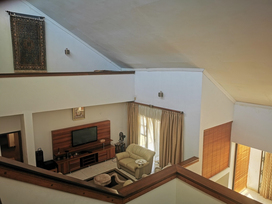 5 Bedroom Property for Sale in Laudium Gauteng