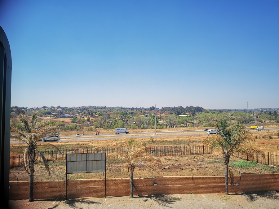 To Let 0 Bedroom Property for Rent in Sunderland Ridge Gauteng
