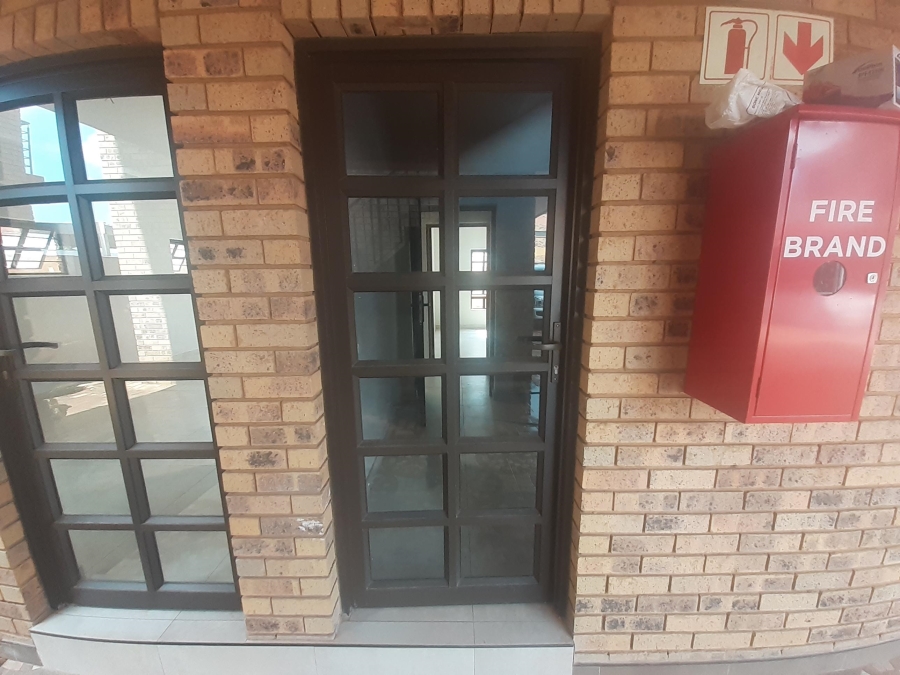 To Let commercial Property for Rent in Lenasia Gauteng
