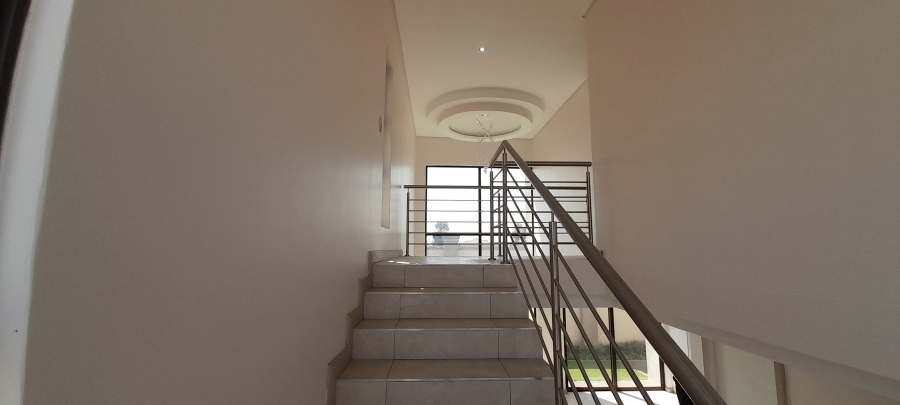 2 Bedroom Property for Sale in Lenasia Gauteng