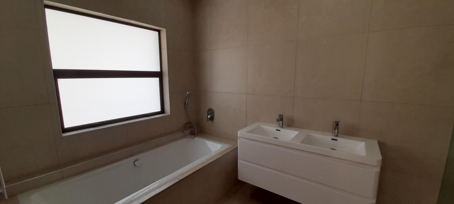 2 Bedroom Property for Sale in Lenasia Gauteng