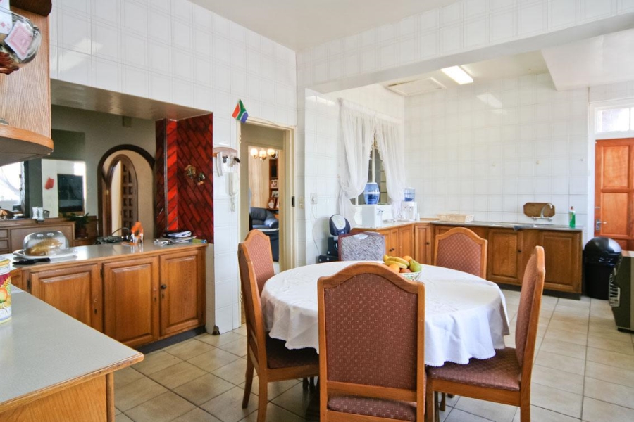 7 Bedroom Property for Sale in Observatory Gauteng