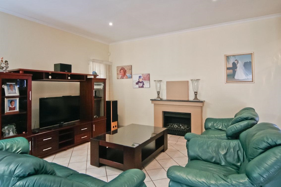 3 Bedroom Property for Sale in Observatory Gauteng