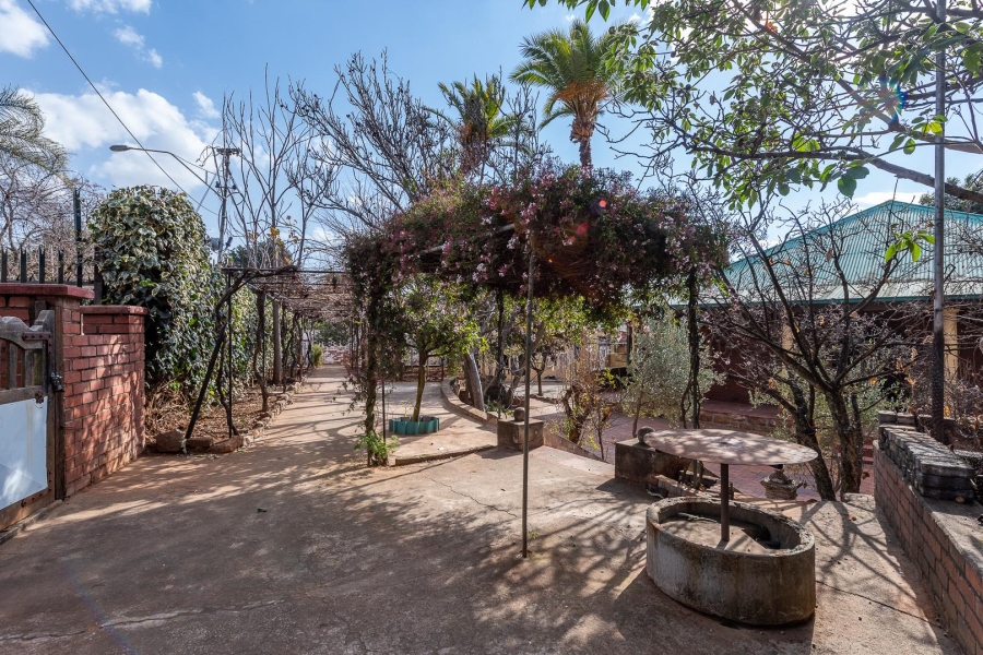 7 Bedroom Property for Sale in Fellside Gauteng