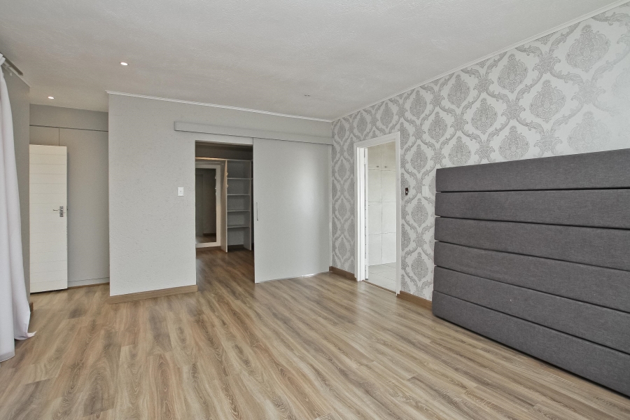 4 Bedroom Property for Sale in Bryanston Gauteng