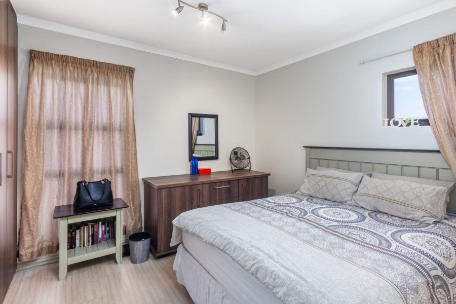 3 Bedroom Property for Sale in Barbeque Downs Gauteng