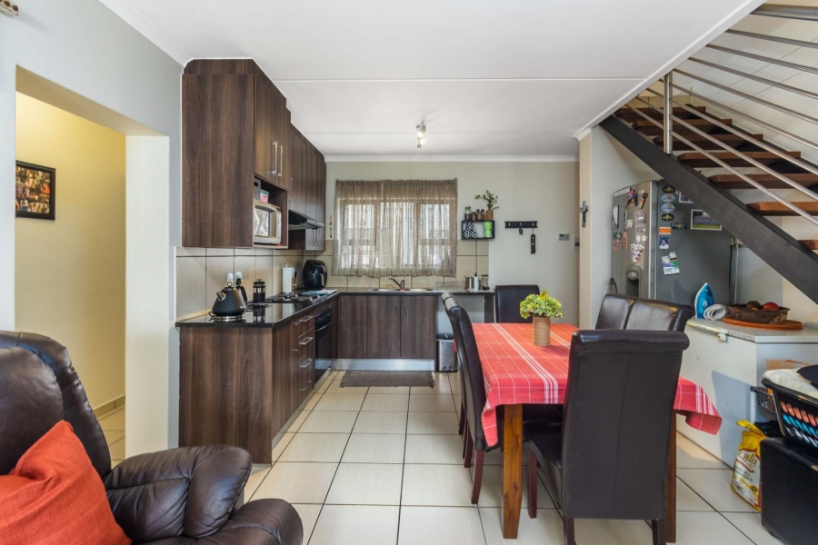 3 Bedroom Property for Sale in Barbeque Downs Gauteng