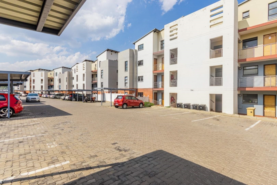 3 Bedroom Property for Sale in Barbeque Downs Gauteng