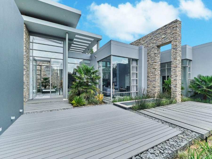 5 Bedroom Property for Sale in Marlbank Gauteng