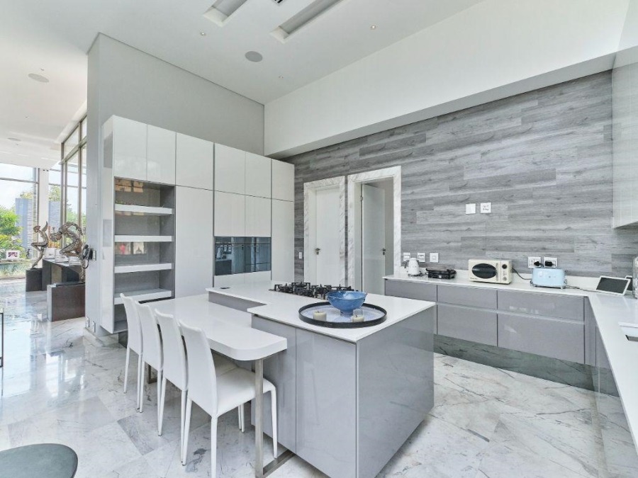 5 Bedroom Property for Sale in Marlbank Gauteng