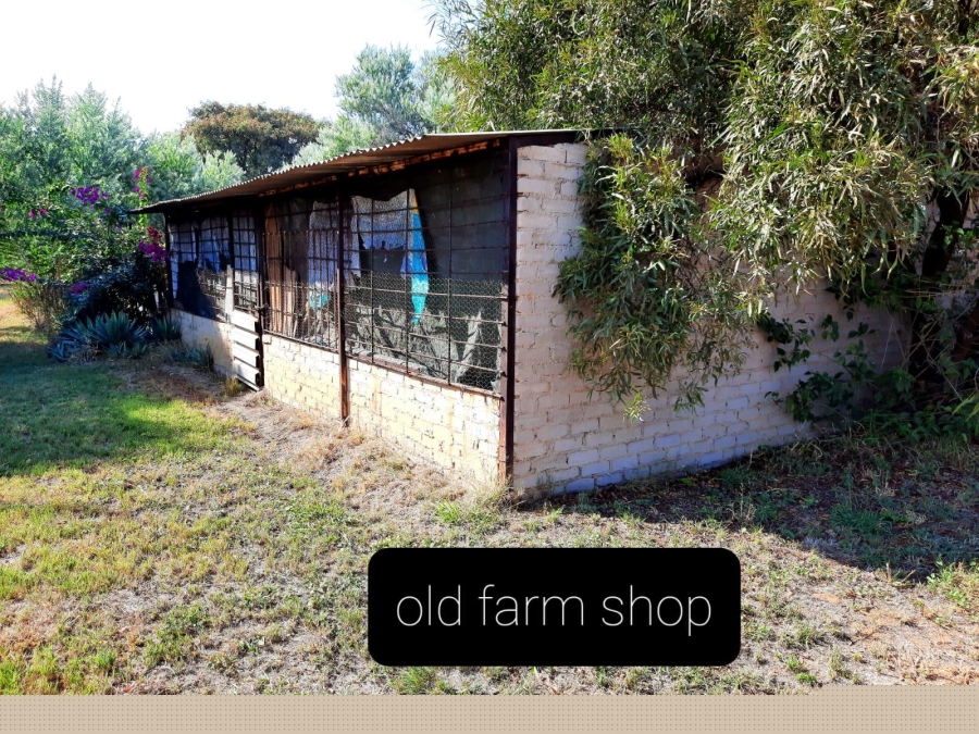 Commercial Property for Sale in Haakdoornboom Gauteng