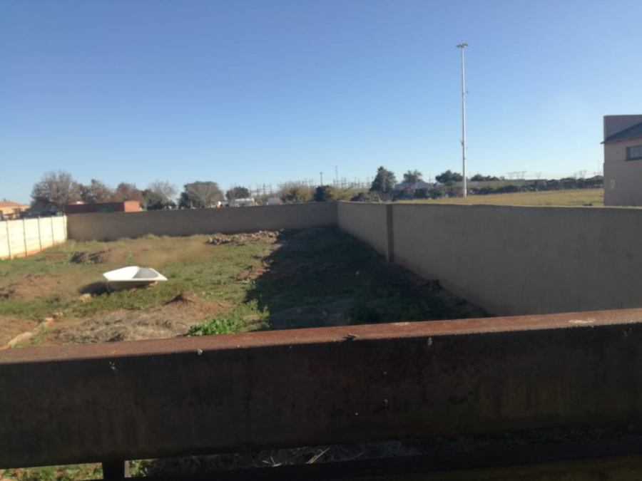 0 Bedroom Property for Sale in Rothdene Gauteng