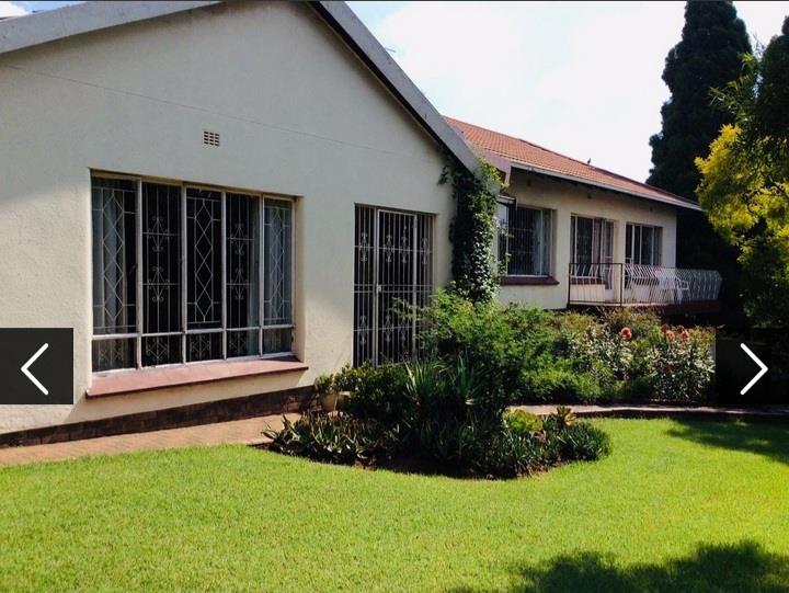3 Bedroom Property for Sale in Gosforth Park Gauteng