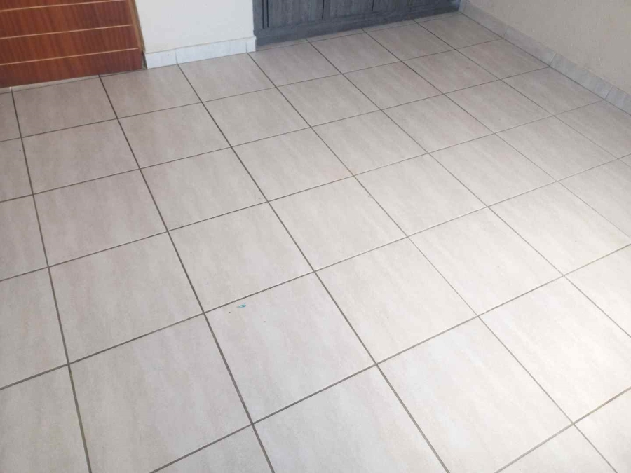 2 Bedroom Property for Sale in Terenure Gauteng