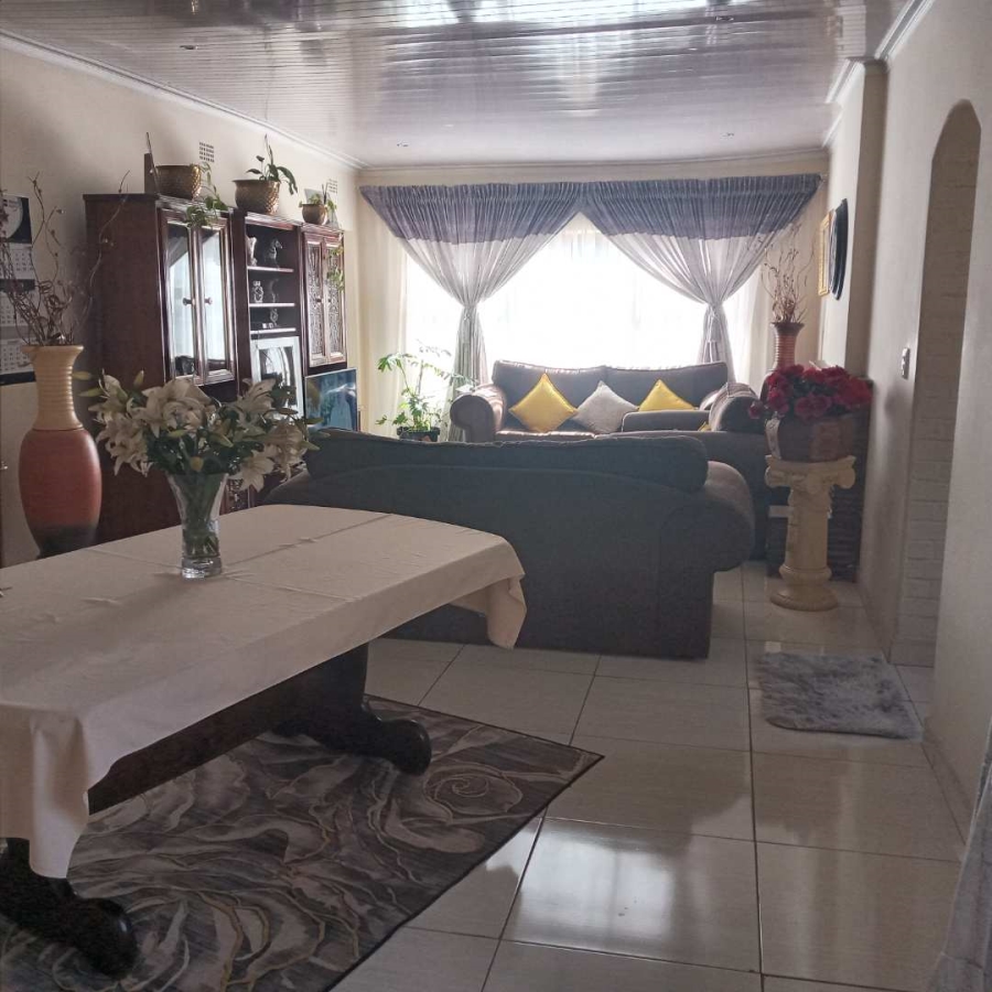 3 Bedroom Property for Sale in Leondale Gauteng